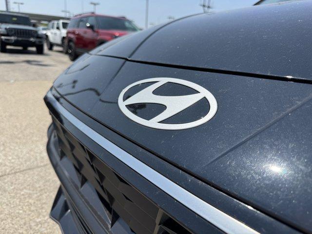 new 2025 Hyundai ELANTRA HEV car, priced at $29,187