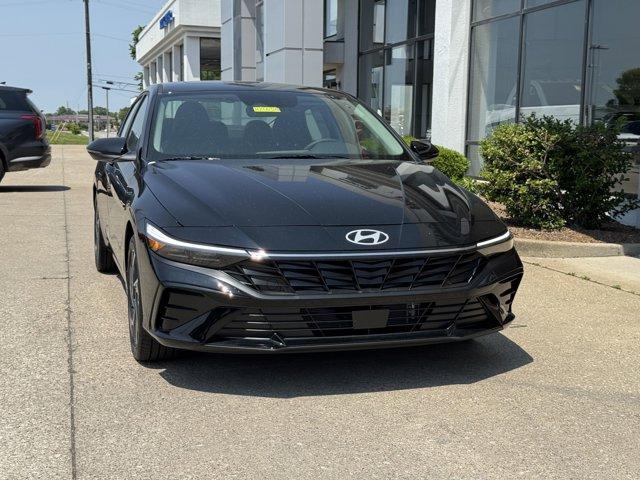 new 2025 Hyundai ELANTRA HEV car, priced at $29,187