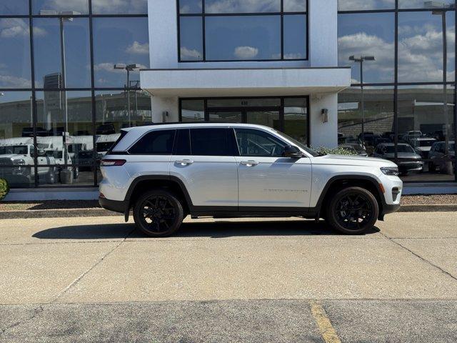 new 2024 Jeep Grand Cherokee car