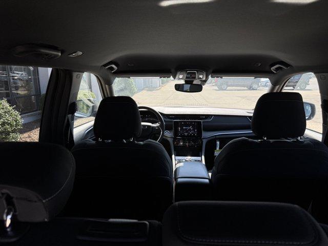 new 2024 Jeep Grand Cherokee car