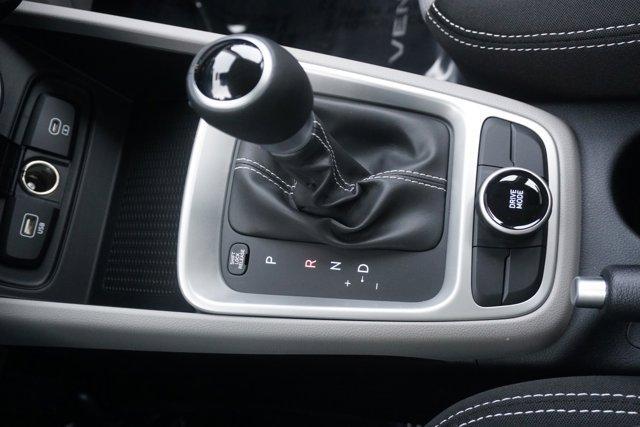 new 2025 Hyundai Venue car, priced at $22,023