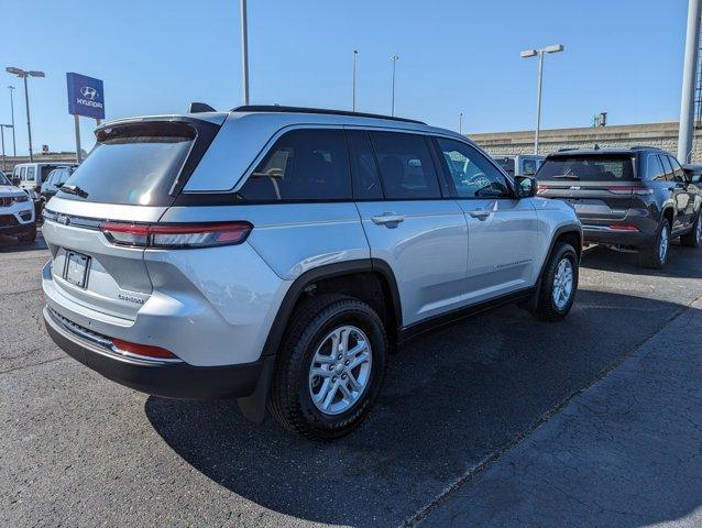 new 2024 Jeep Grand Cherokee car, priced at $40,600