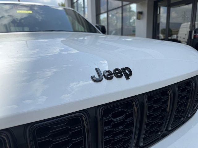 new 2025 Jeep Grand Cherokee L car, priced at $57,842