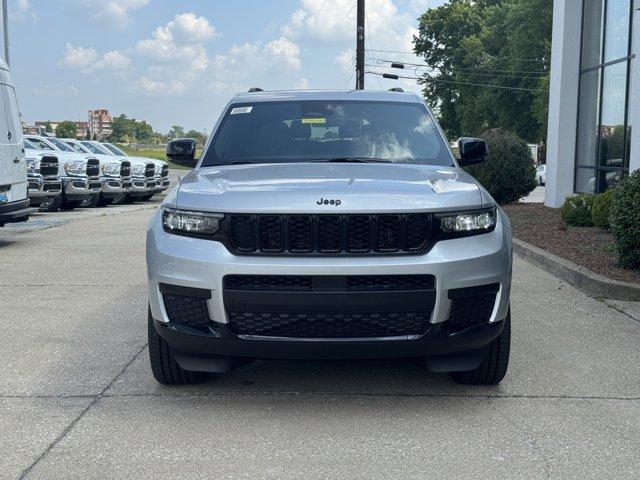 new 2025 Jeep Grand Cherokee L car, priced at $42,000