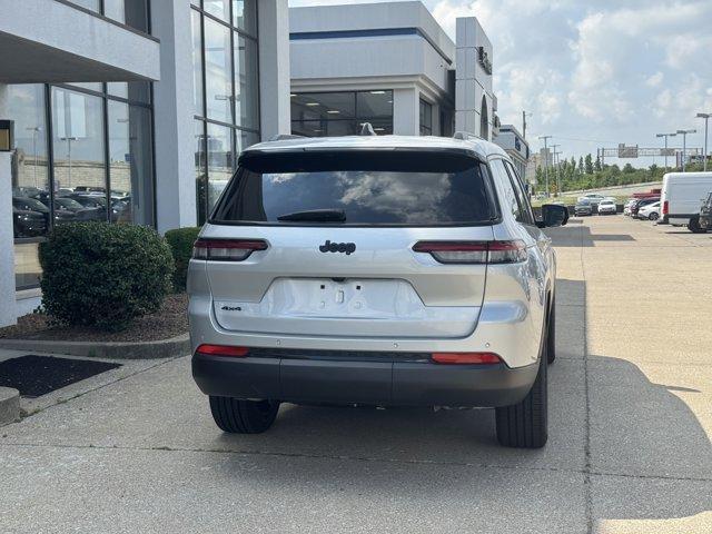 new 2025 Jeep Grand Cherokee L car, priced at $42,000