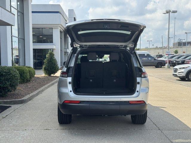 new 2025 Jeep Grand Cherokee L car, priced at $42,000
