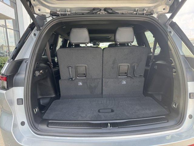new 2025 Jeep Grand Cherokee L car, priced at $42,000