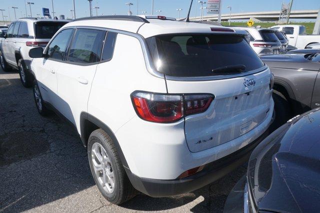 new 2024 Jeep Compass car, priced at $31,540