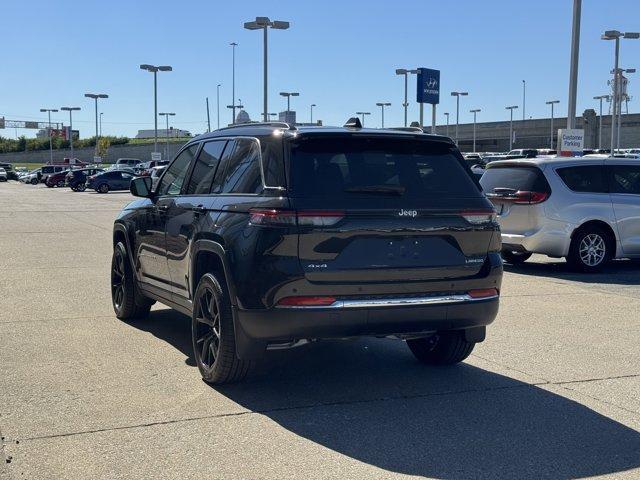 new 2024 Jeep Grand Cherokee car, priced at $36,000