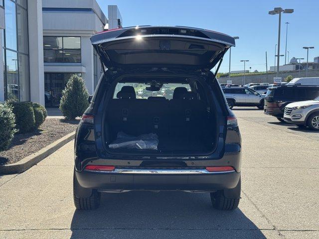 new 2024 Jeep Grand Cherokee car, priced at $36,000