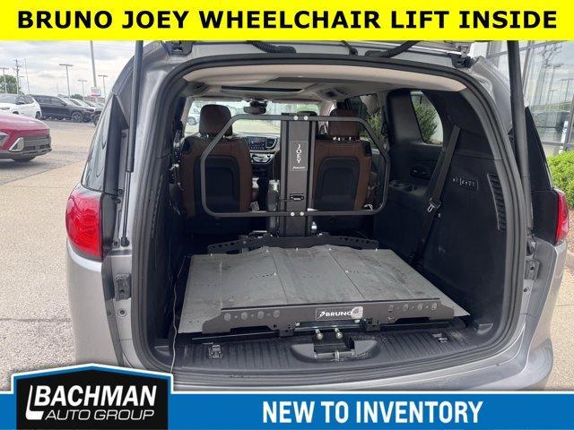 used 2019 Chrysler Pacifica car, priced at $27,950