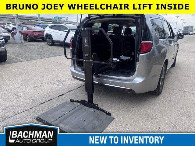 used 2019 Chrysler Pacifica car, priced at $27,950