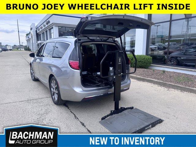 used 2019 Chrysler Pacifica car, priced at $27,950