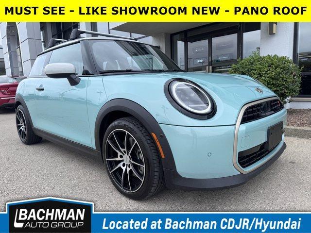 used 2025 MINI Hardtop car, priced at $31,000