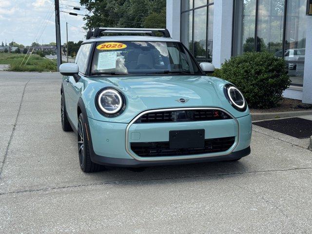 used 2025 MINI Hardtop car, priced at $31,000