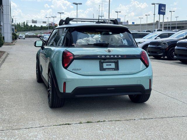 used 2025 MINI Hardtop car, priced at $31,000