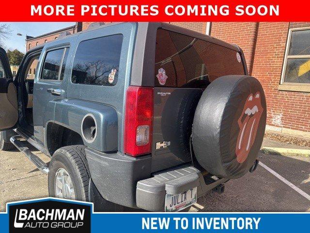 used 2006 Hummer H3 car, priced at $10,000