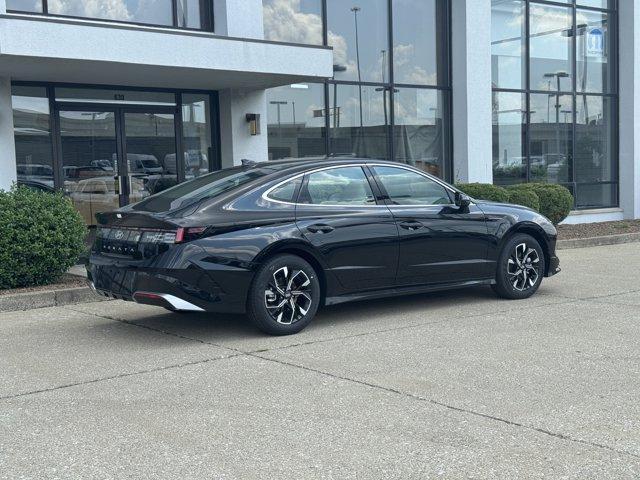 new 2025 Hyundai Sonata car, priced at $23,834