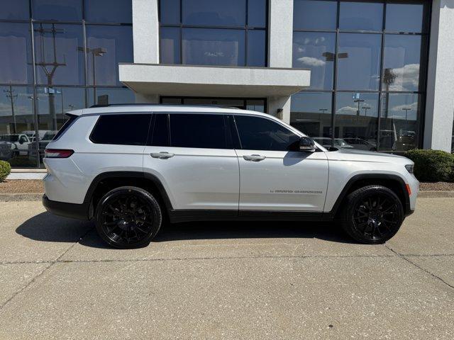 used 2021 Jeep Grand Cherokee L car, priced at $27,500