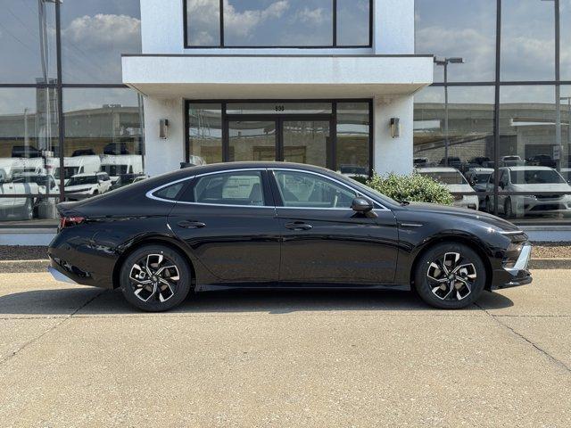 new 2025 Hyundai Sonata car, priced at $26,232