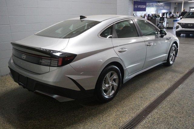 new 2025 Hyundai Sonata car, priced at $26,351