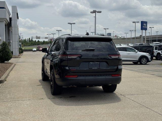 new 2025 Jeep Grand Cherokee L car, priced at $43,000
