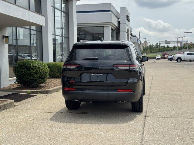 new 2025 Jeep Grand Cherokee L car, priced at $43,000