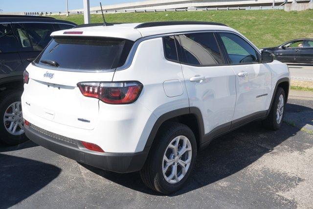 new 2024 Jeep Compass car, priced at $31,540