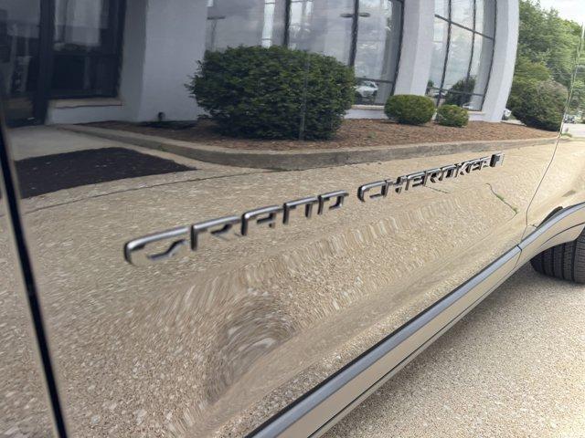 new 2025 Jeep Grand Cherokee L car, priced at $42,000
