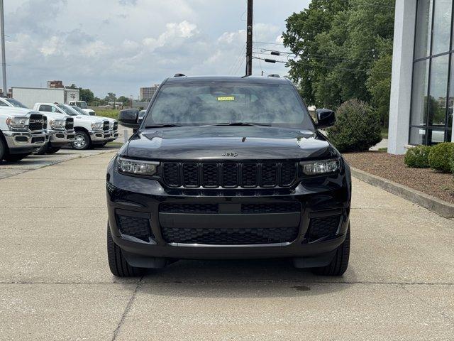 new 2025 Jeep Grand Cherokee L car, priced at $42,000