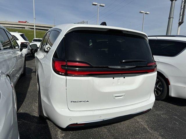 new 2024 Chrysler Pacifica car, priced at $40,530