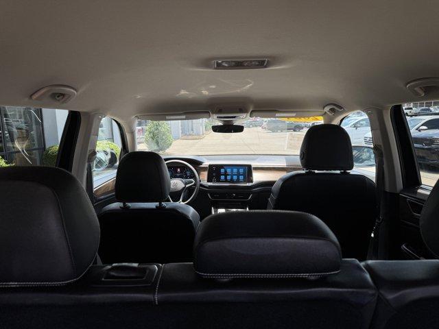 used 2024 Volkswagen Atlas car, priced at $33,300