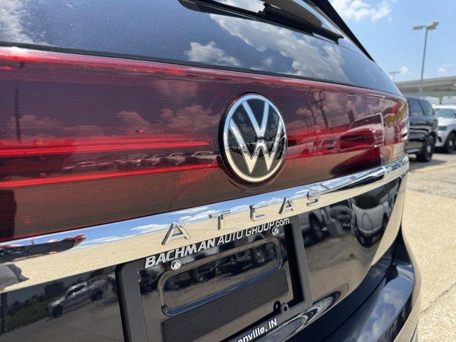 used 2024 Volkswagen Atlas car, priced at $33,300