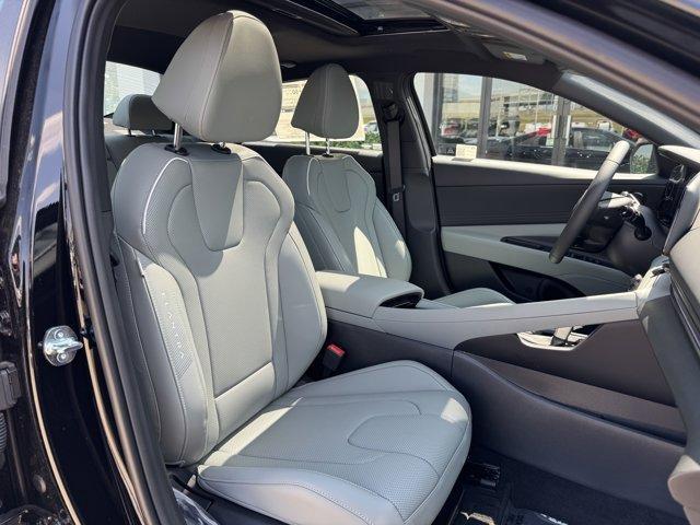 new 2025 Hyundai ELANTRA HEV car, priced at $28,397