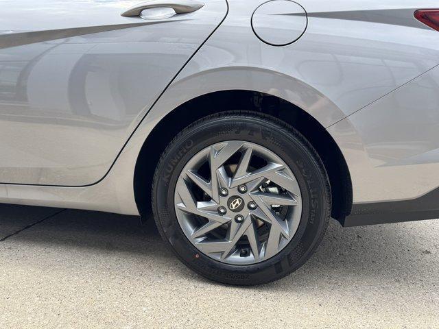 new 2025 Hyundai ELANTRA HEV car, priced at $25,181