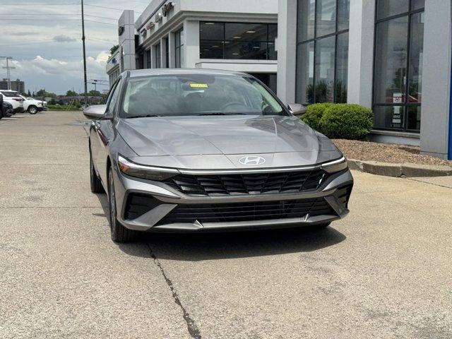 new 2025 Hyundai ELANTRA HEV car, priced at $25,181