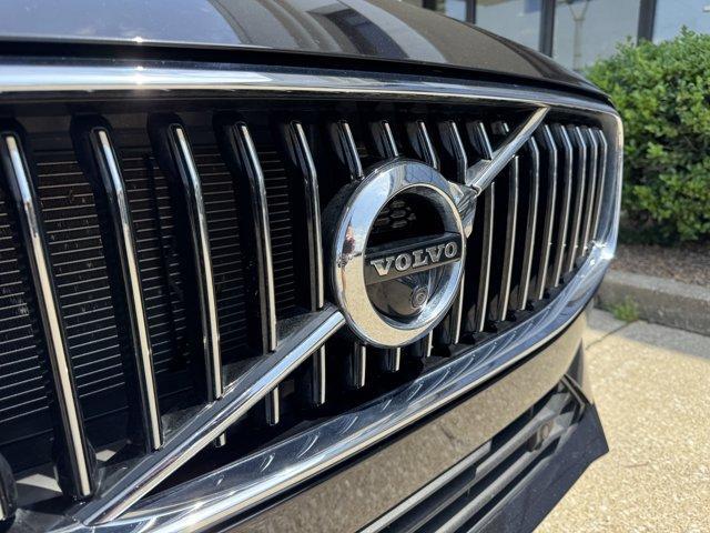 used 2021 Volvo XC60 car, priced at $32,000
