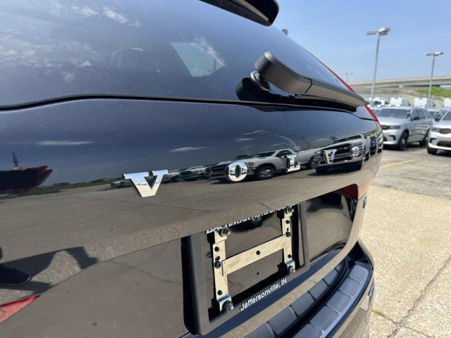 used 2021 Volvo XC60 car, priced at $32,000