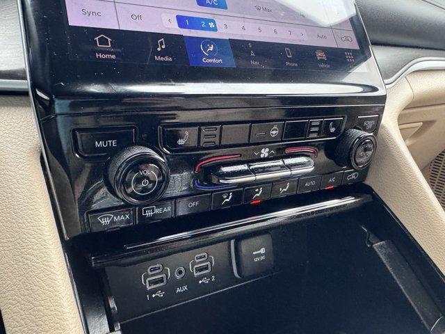 used 2023 Jeep Grand Cherokee car, priced at $35,950