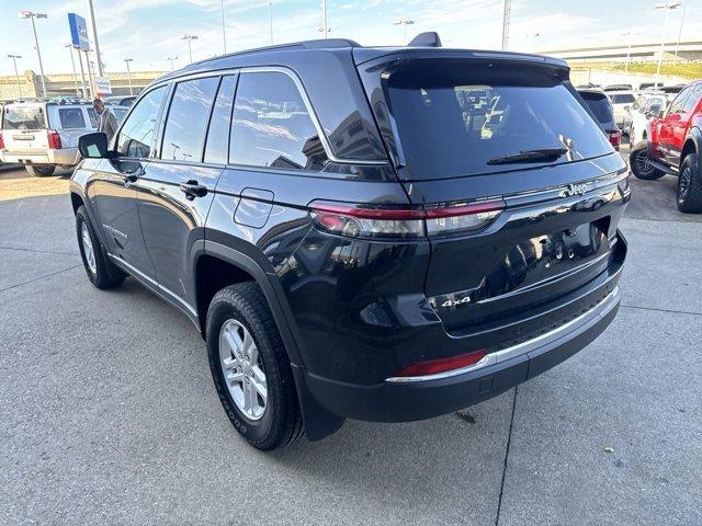 new 2024 Jeep Grand Cherokee car, priced at $40,600