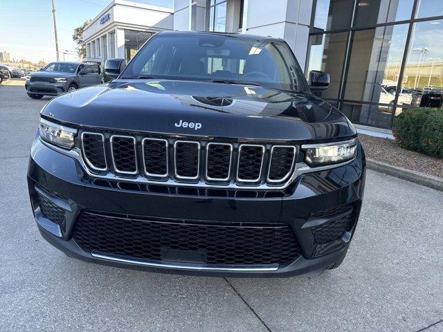 new 2024 Jeep Grand Cherokee car, priced at $40,600