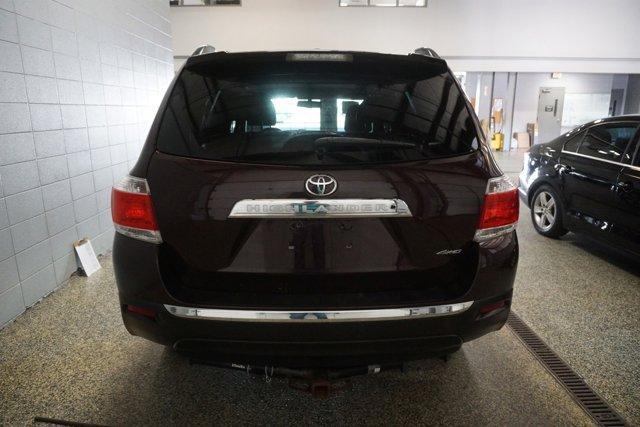 used 2013 Toyota Highlander car, priced at $16,234