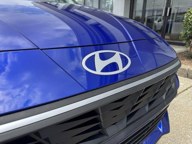 used 2025 Hyundai Elantra car, priced at $21,950