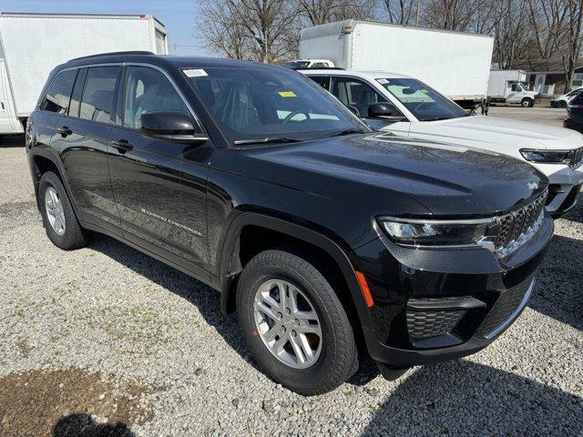 new 2024 Jeep Grand Cherokee car, priced at $40,600