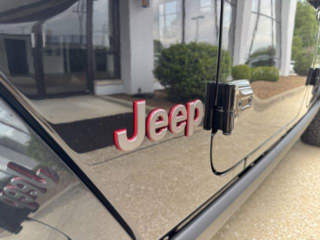 new 2025 Jeep Gladiator car, priced at $54,000