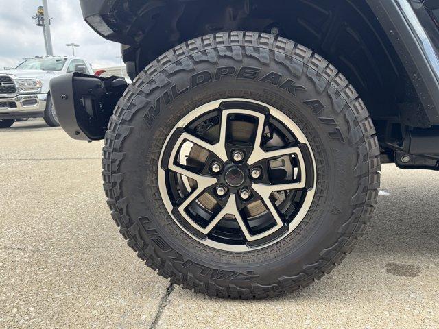 new 2025 Jeep Gladiator car, priced at $54,000