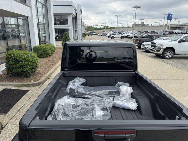 new 2025 Jeep Gladiator car, priced at $54,000