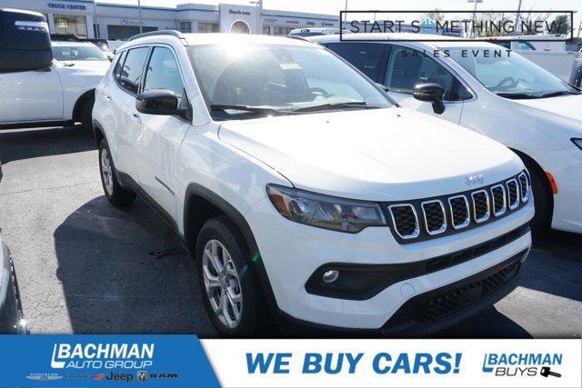 new 2024 Jeep Compass car, priced at $28,000