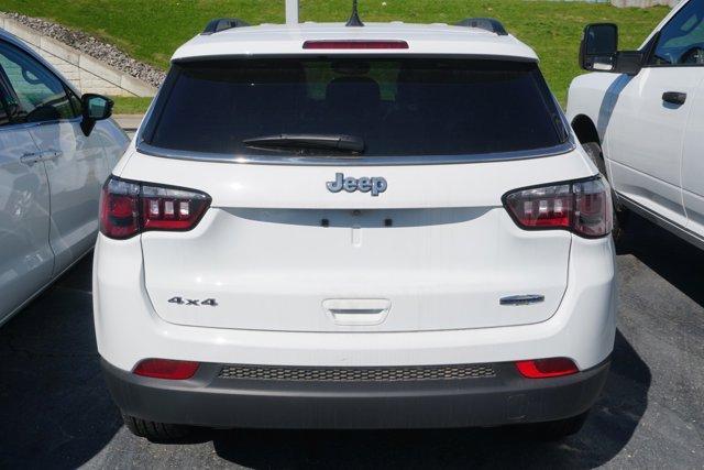 new 2024 Jeep Compass car, priced at $28,000