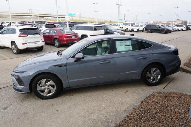 new 2025 Hyundai Sonata car, priced at $26,701